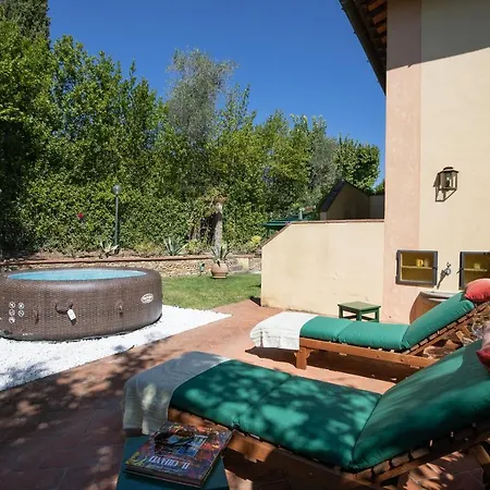 Malafrasca Villa *